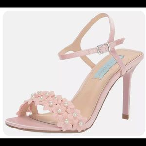 Betsey Johnson “SB-Snow” Heeled Sandals. (Petal Pink) 10
